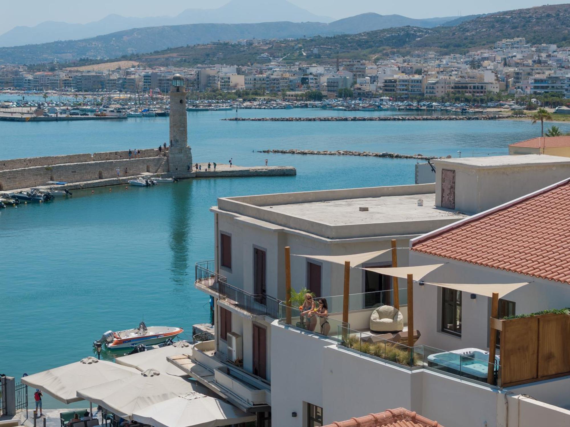Rettimo Suites, Experience Luxury In The Heart Of Rethymno Exterior photo