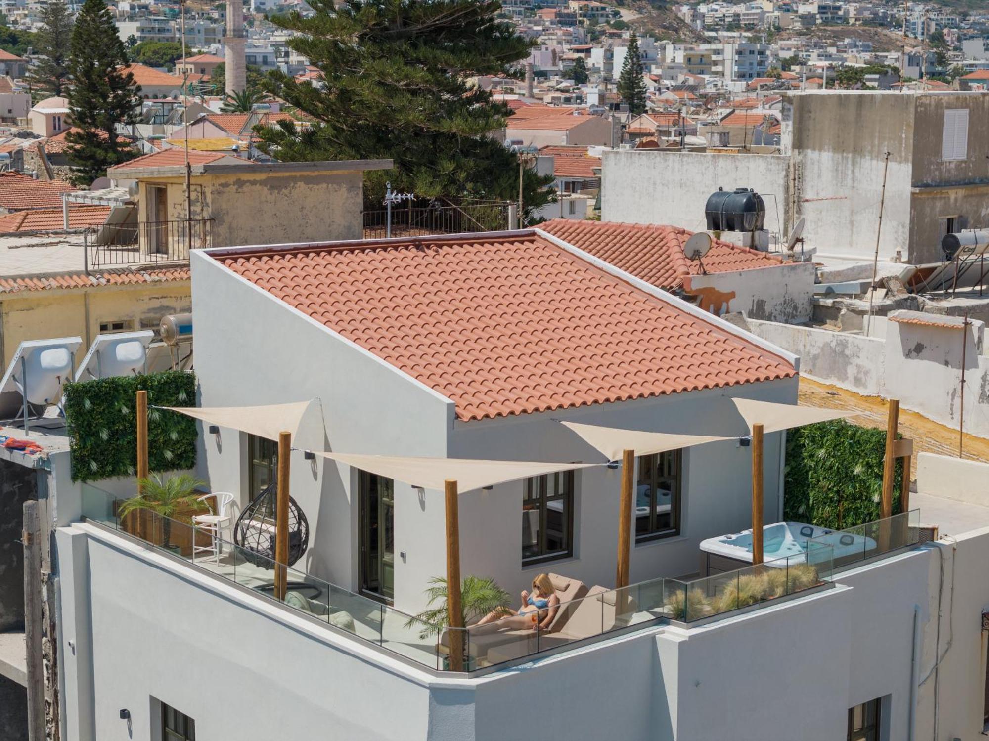 Rettimo Suites, Experience Luxury In The Heart Of Rethymno Exterior photo