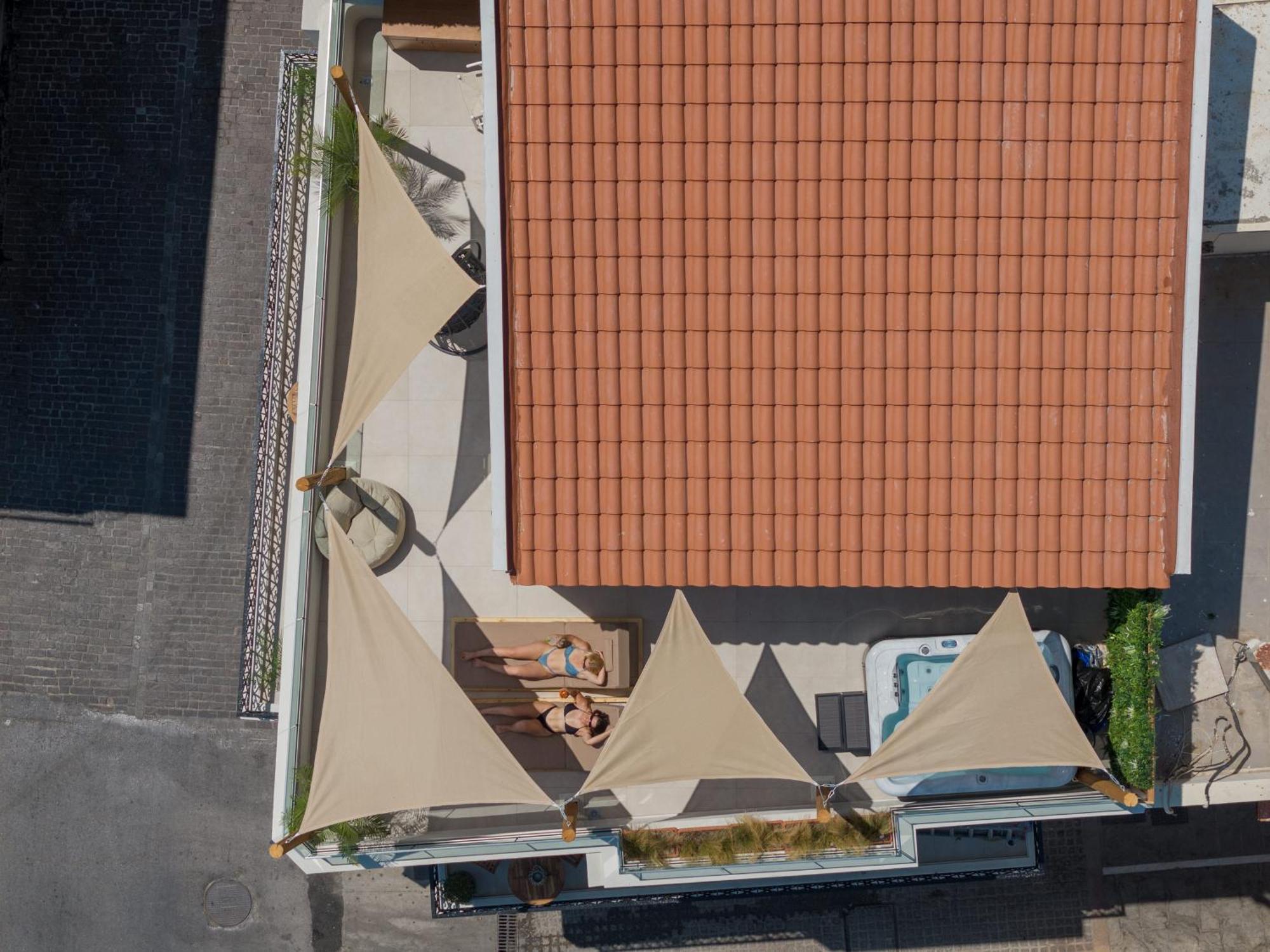Rettimo Suites, Experience Luxury In The Heart Of Rethymno Exterior photo